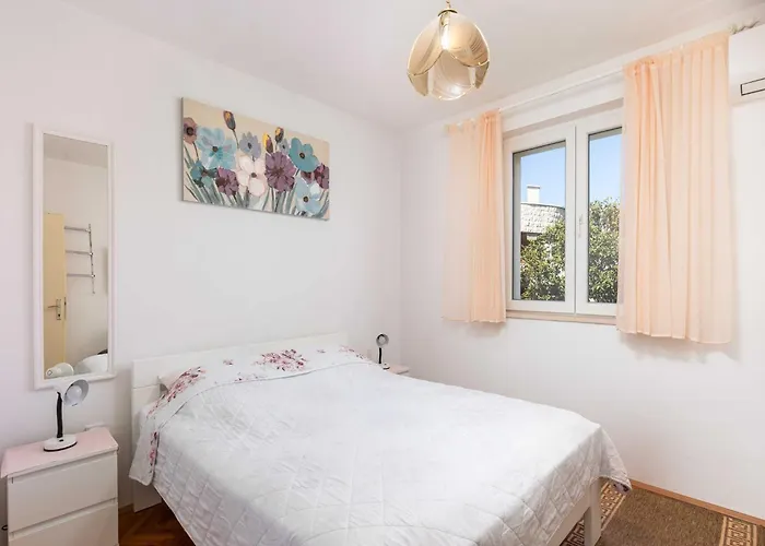 Vulic - With Terrace Appartamento *